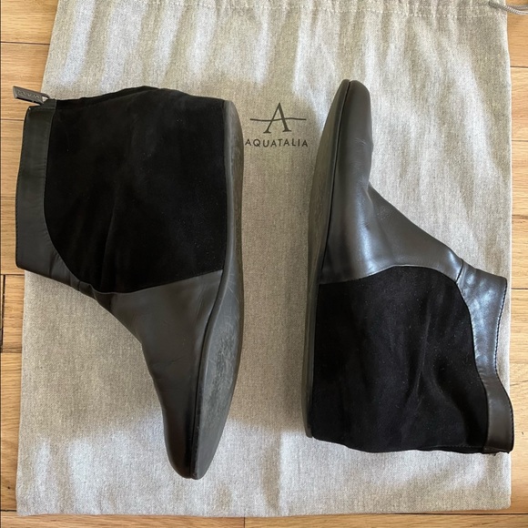 Aquatalia black suede leather wedge booties size 7.5 - Picture 2 of 5
